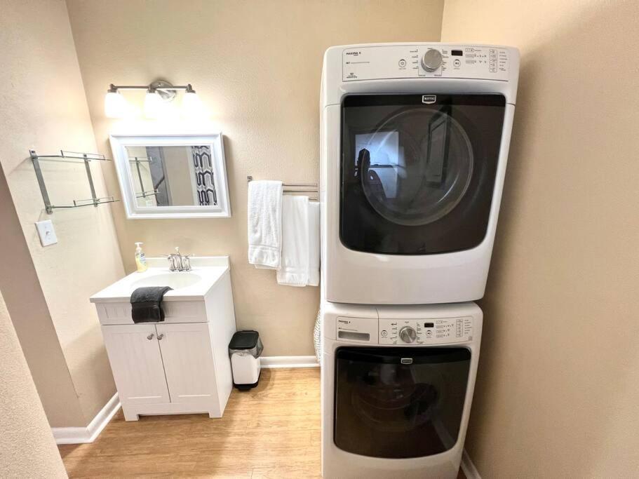 Central Private King Suit Washer Dryer 2 Miles To Hospital Winter Haven Zewnętrze zdjęcie